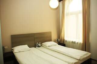 Отель City Centre Hotel By Picnic Ереван Стандартный двухместный номер с 1 кроватью-3