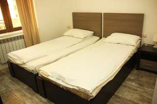 Отель City Centre Hotel By Picnic Ереван Стандартный двухместный номер с 2 отдельными кроватями-6