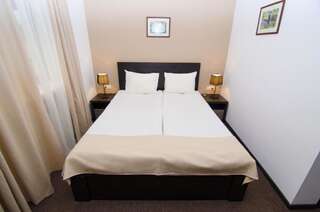 Отель City Centre Hotel By Picnic Ереван Стандартный двухместный номер с 1 кроватью-9